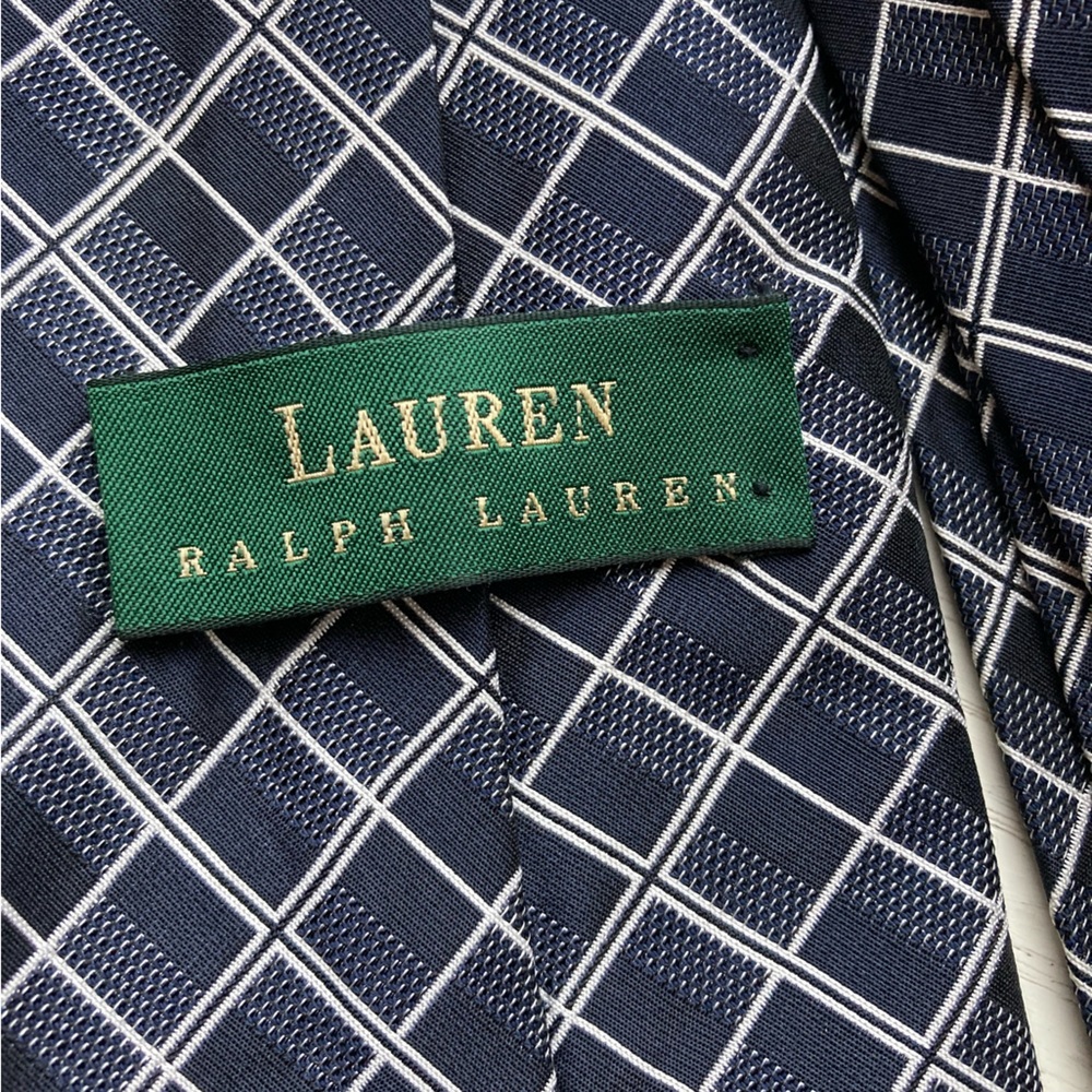 4 Neckties - Picture 4 of 5